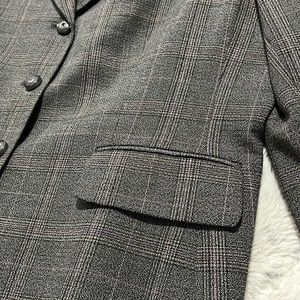 Tahari blazer
